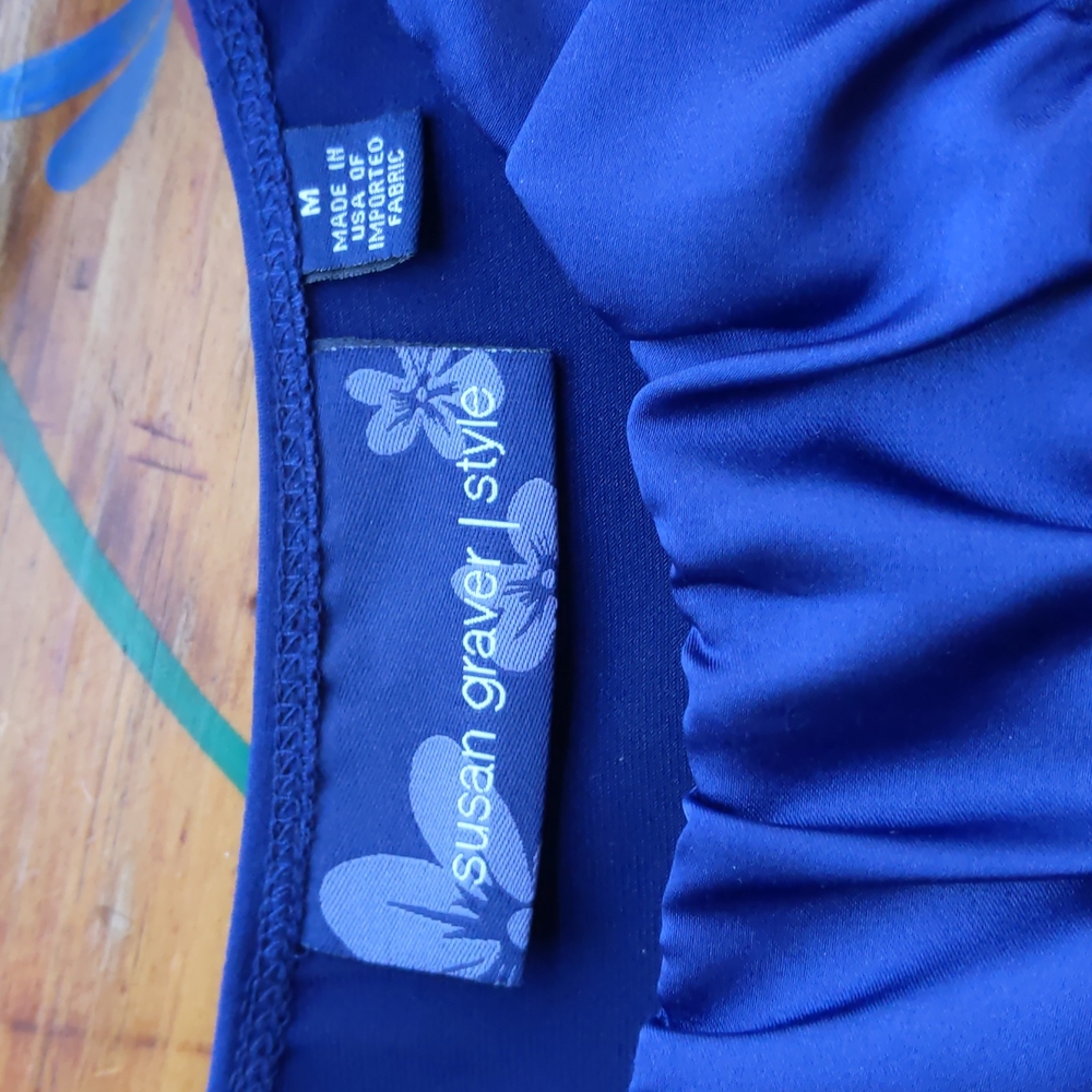 Navy top - Picture 6 of 7